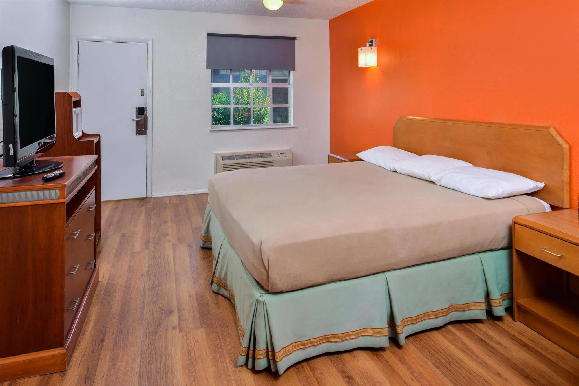 America'S Best Inn Montgomery Монтгомери Экстерьер фото
