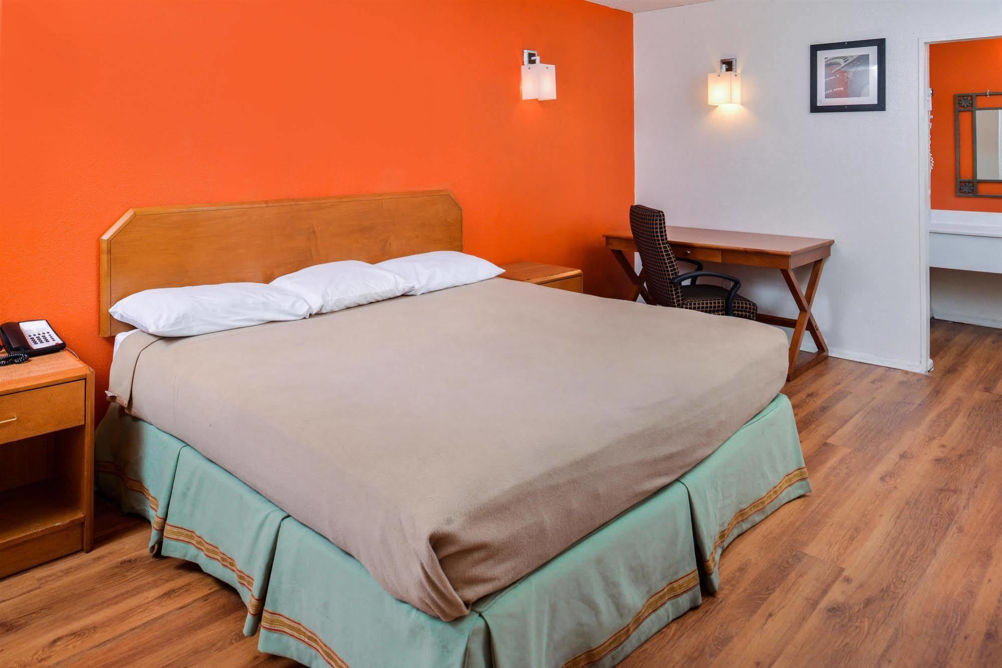America'S Best Inn Montgomery Монтгомери Экстерьер фото