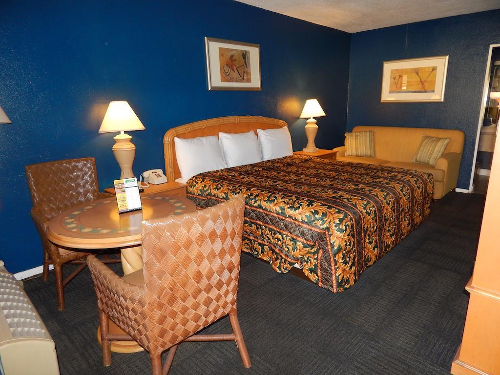 America'S Best Inn Montgomery Монтгомери Номер фото